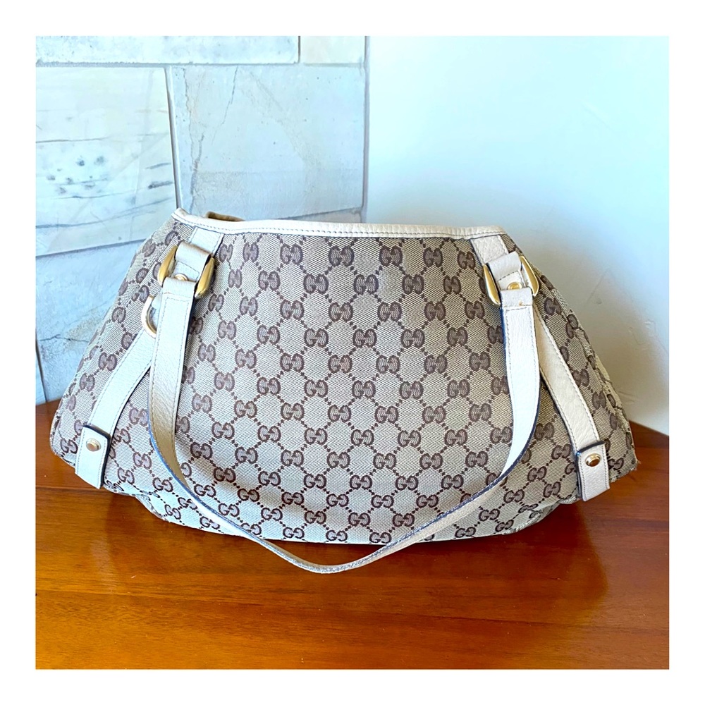 🔥SOLD🔥AUTHENTIC GUCCI SHOULDER BAG CANVAS - Picture 3 of 12